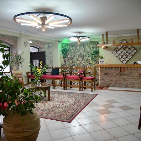 Hotel Blue Star 2 à Pyrgi Thermis Extérieur photo